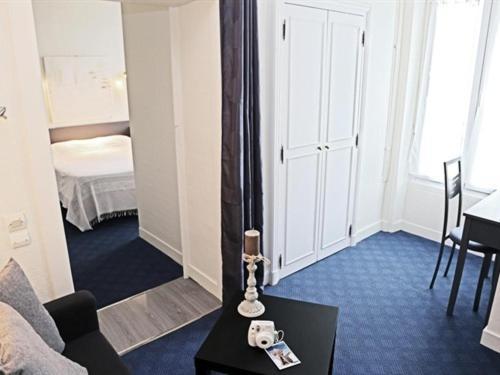 Hotel Des Pins Jullouville-les-Pins Room photo