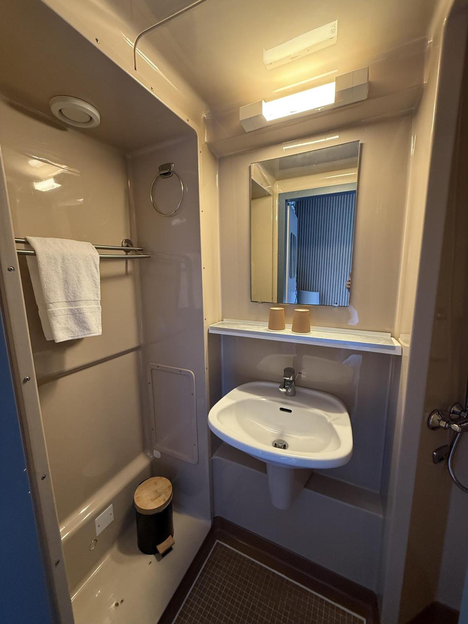 Hotel Des Pins Jullouville-les-Pins Room photo